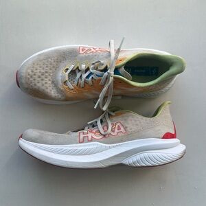 Hoka Mach 6